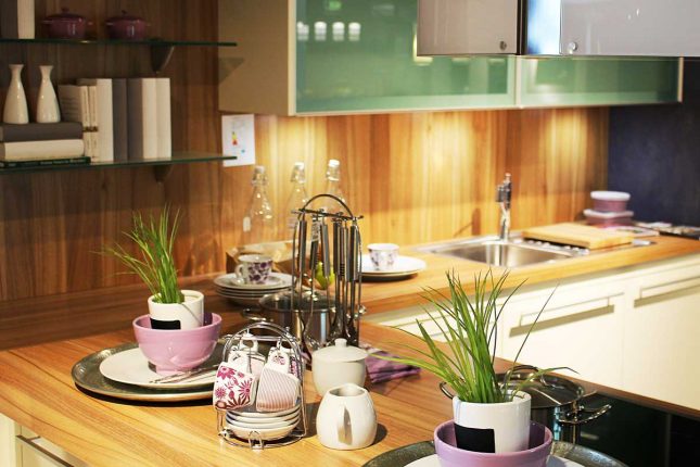 De-cluttering the kitchen