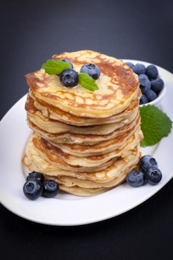 7 Simple Tips for Throwing a Pancake Party throwing a pancake party