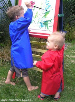 Mud Mates craft apron