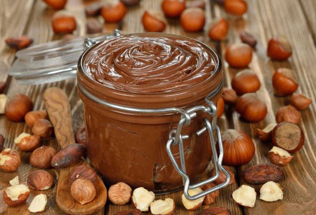 Homemade Chocolate Hazelnut Spread Homemade Chocolate Hazelnut Spread