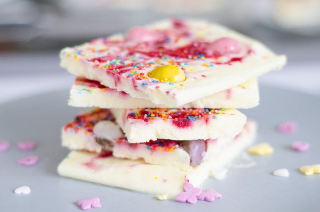 Easter Yoghurt Bark Easter yogurt bark