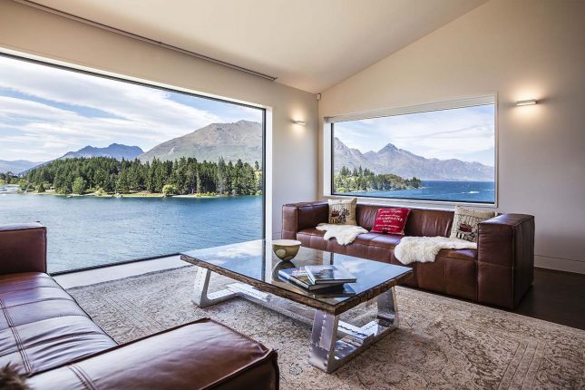 Nostalgia Tourism – Recreating childhood holiday memories Lake Wakatipu Queenstown-Kiwi Families