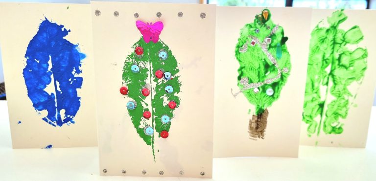 Make Your Own Leaf Print Card Christmas leaf cards